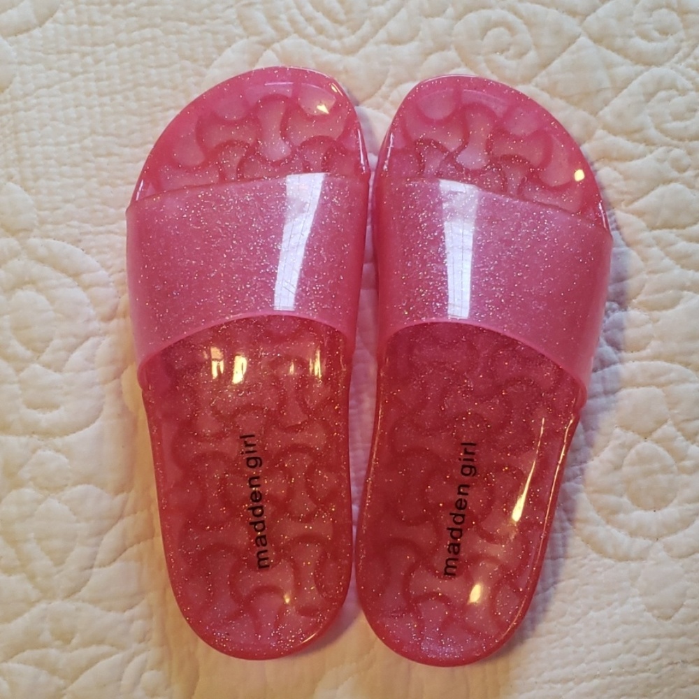 💞Madden Girl incandescent glitter pink jellies!